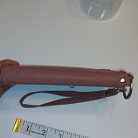 Vera Bradley wristlet wallet. - Picture 8 of 10